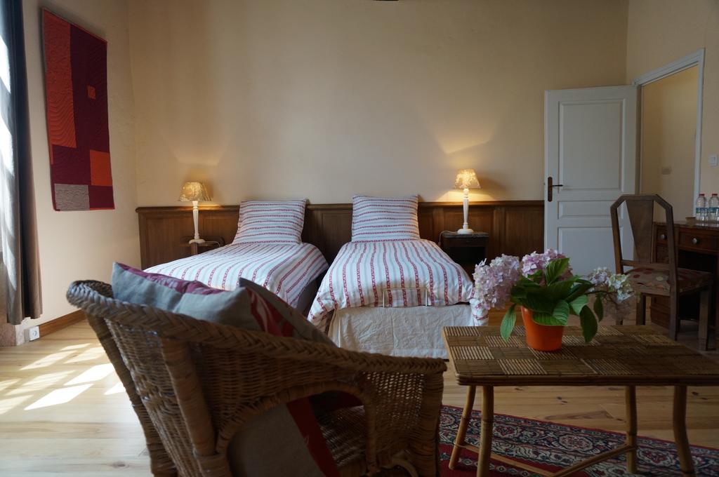 Maison Arriu Bed and Breakfast Montaut  Værelse billede