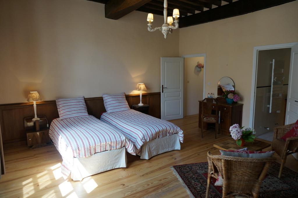 Maison Arriu Bed and Breakfast Montaut  Værelse billede